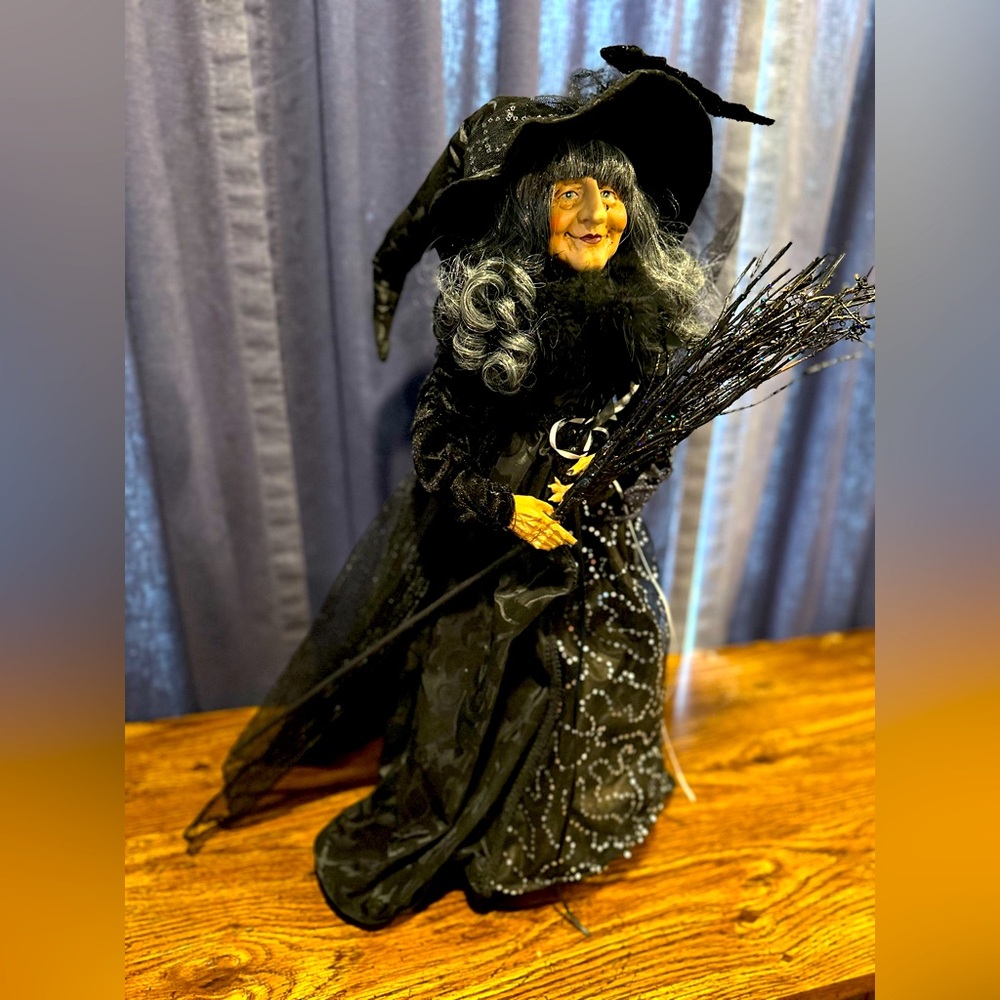 23" Halloween witch decoration